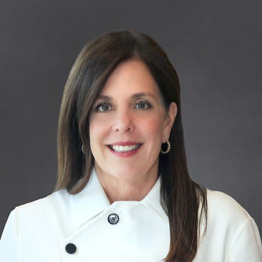 Yvette Ostolaza，Senior Counsel